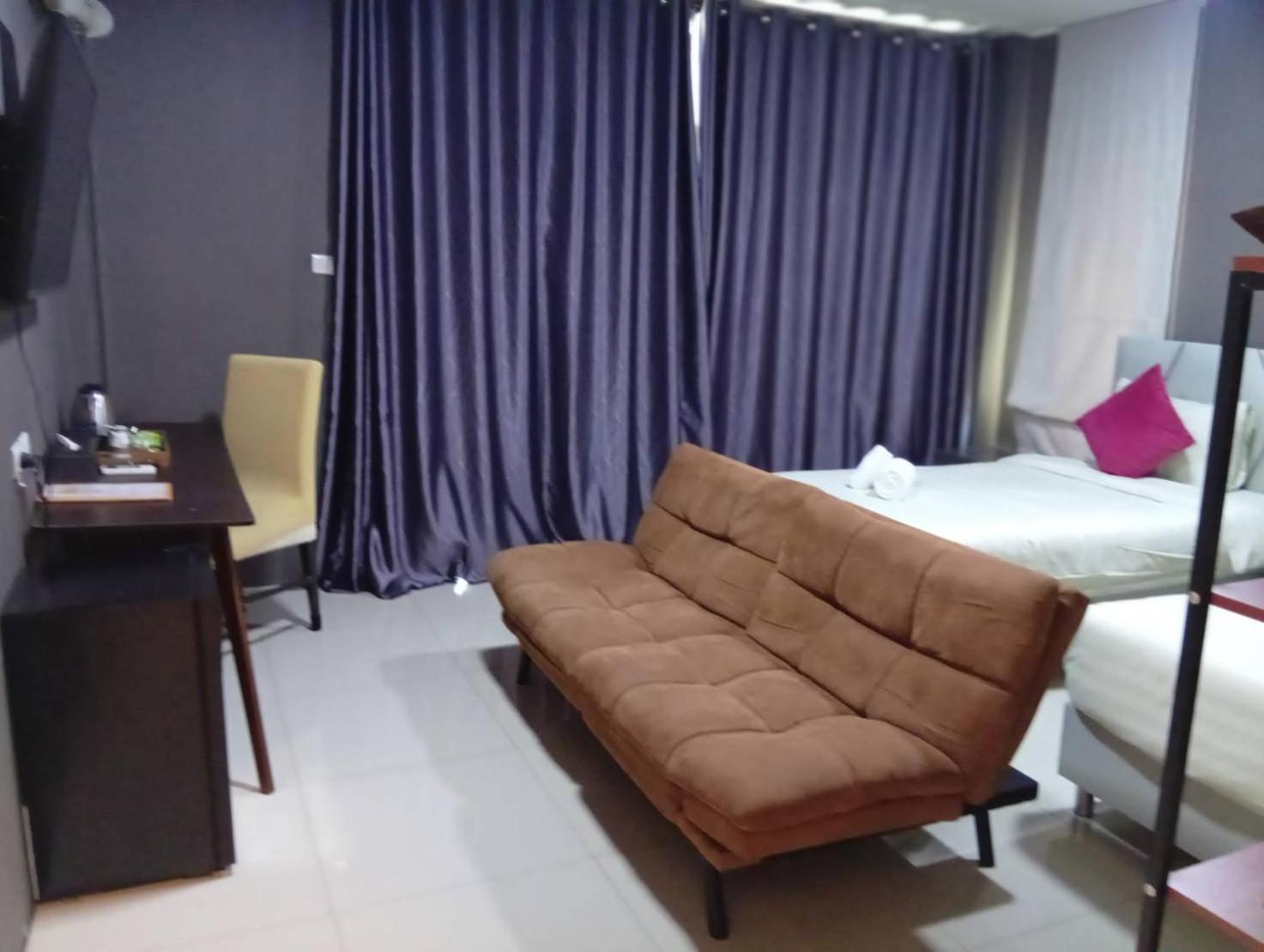 Khokeng Room Bangkok Bagian luar foto